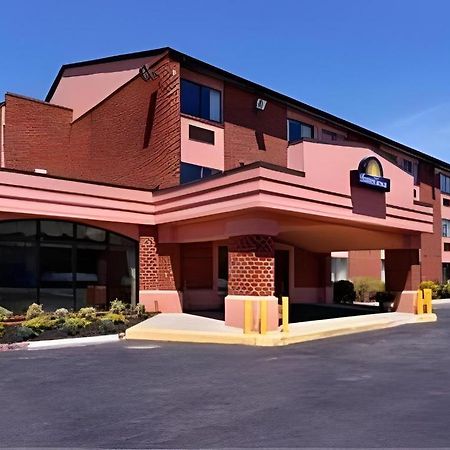 Red Roof Inn Martinsburg Exterior foto